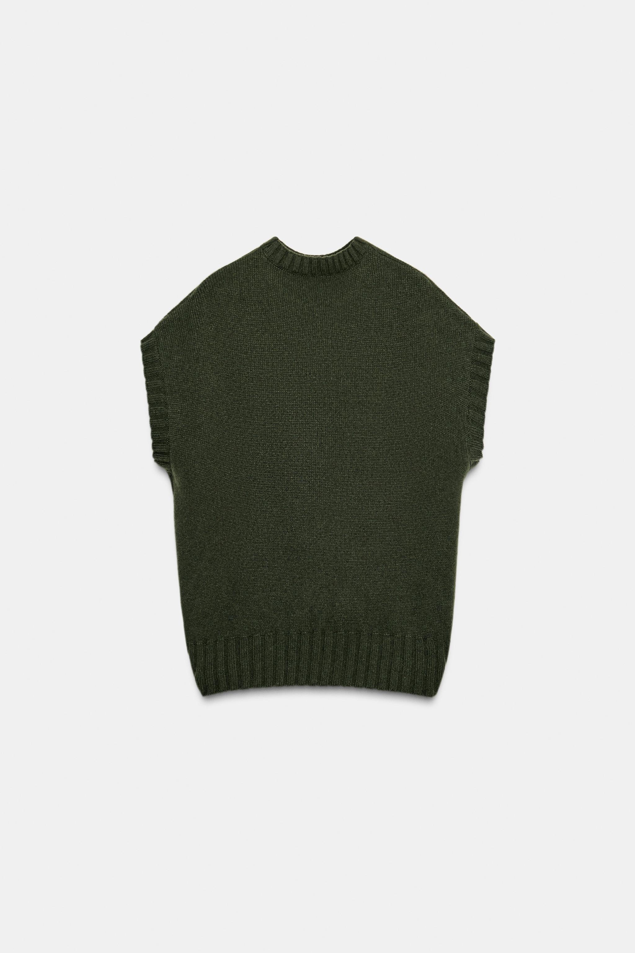 OVERSIZED ASYMMETRIC HEM WOOL VEST